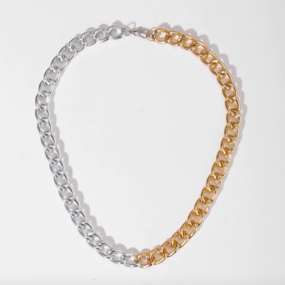Two-toned Thick Gold Link Chain Choker Necklace - Picture 7 of 8